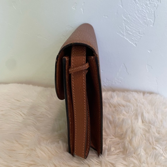 Gucci Vintage Cognac Leather Envelope Wristlet Evening Flap w/ Slide Lock - Picture 8 of 10
